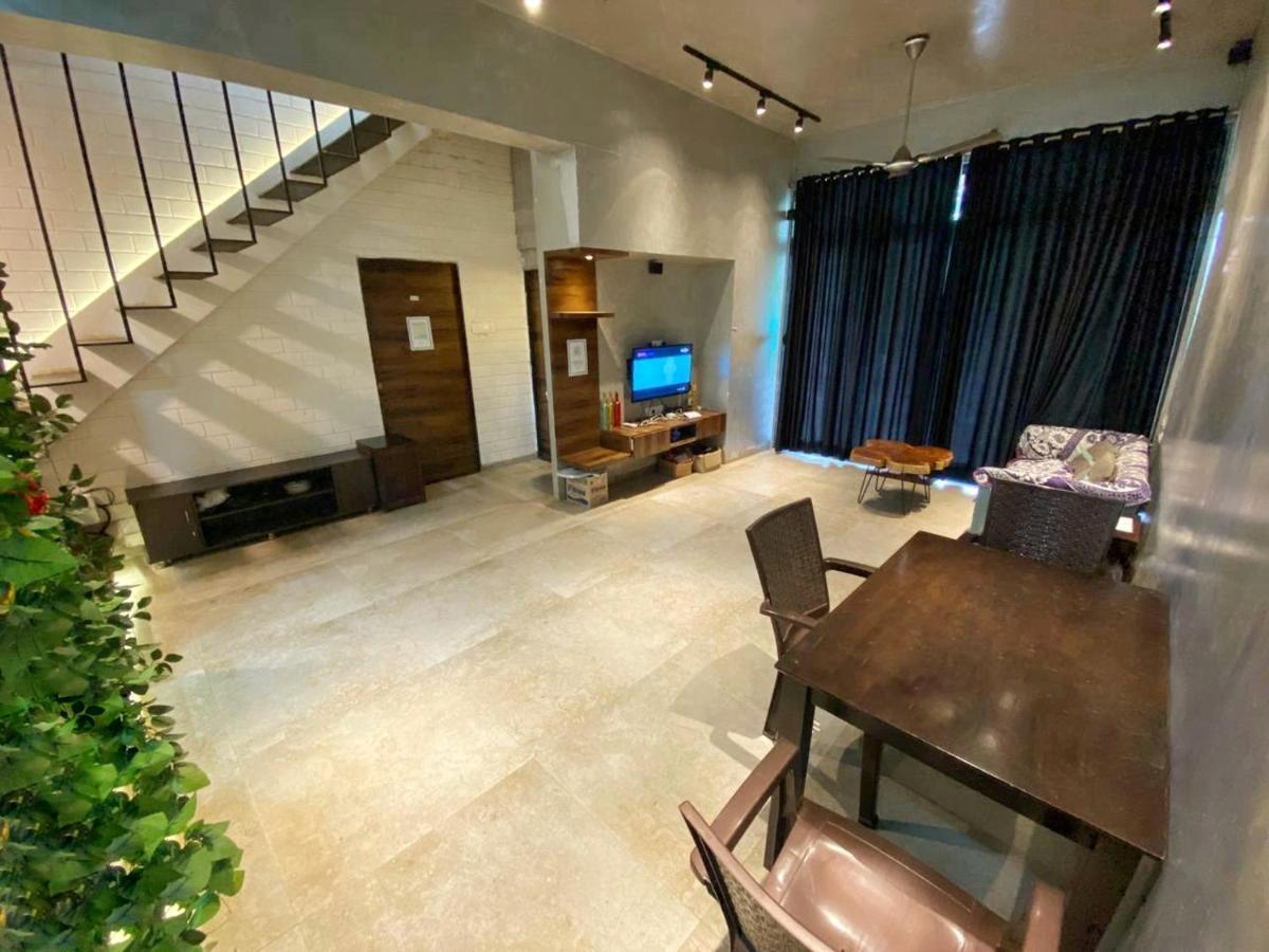 Cozy Stays - Tranquil Times Lonavala Bagian luar foto
